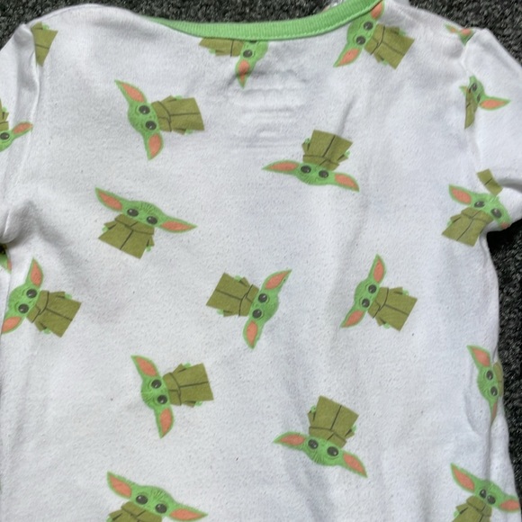 Star Wars Mandalorian Baby Yoda Grogu 1 PC Pajamas Sleeper CUTEST IN THE GALAXY - Picture 5 of 8